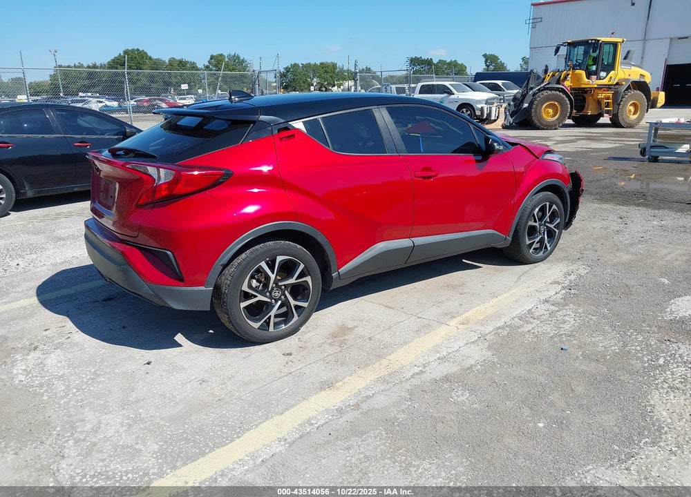2020 TOYOTA C-HR XLE VIN: JTNKHMBX0L1087461