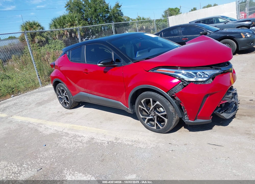 2020 TOYOTA C-HR XLE VIN: JTNKHMBX0L1087461