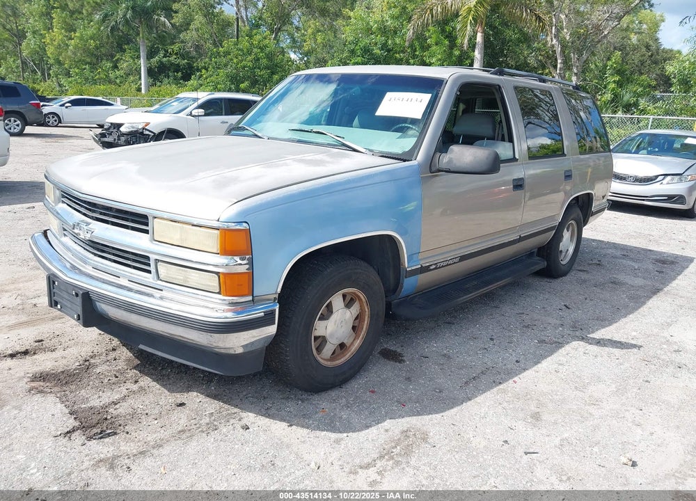 1999 CHEVROLET TAHOE LT VIN: 1GNEC13R0XR145632