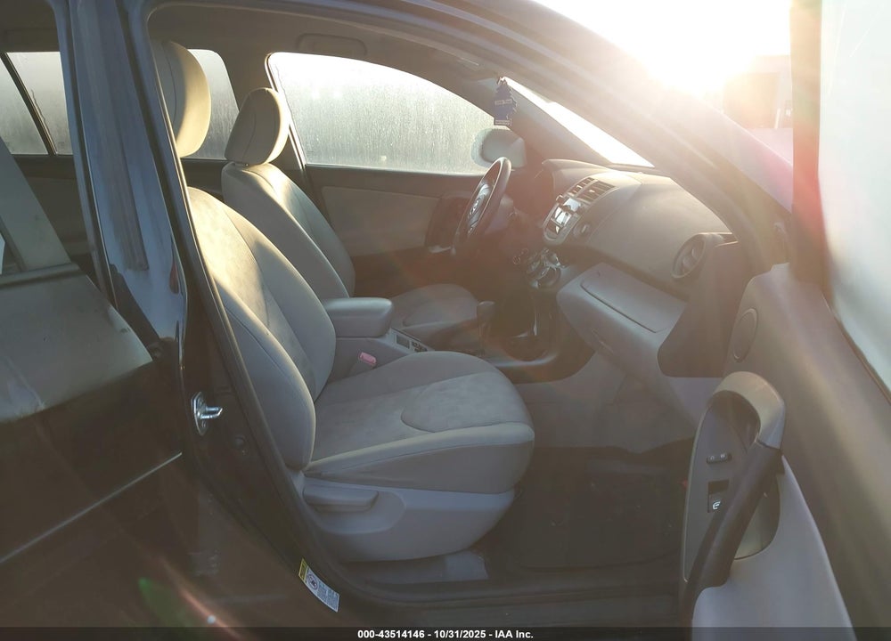 2011 TOYOTA RAV4 VIN: 2T3ZF4DV9BW076351