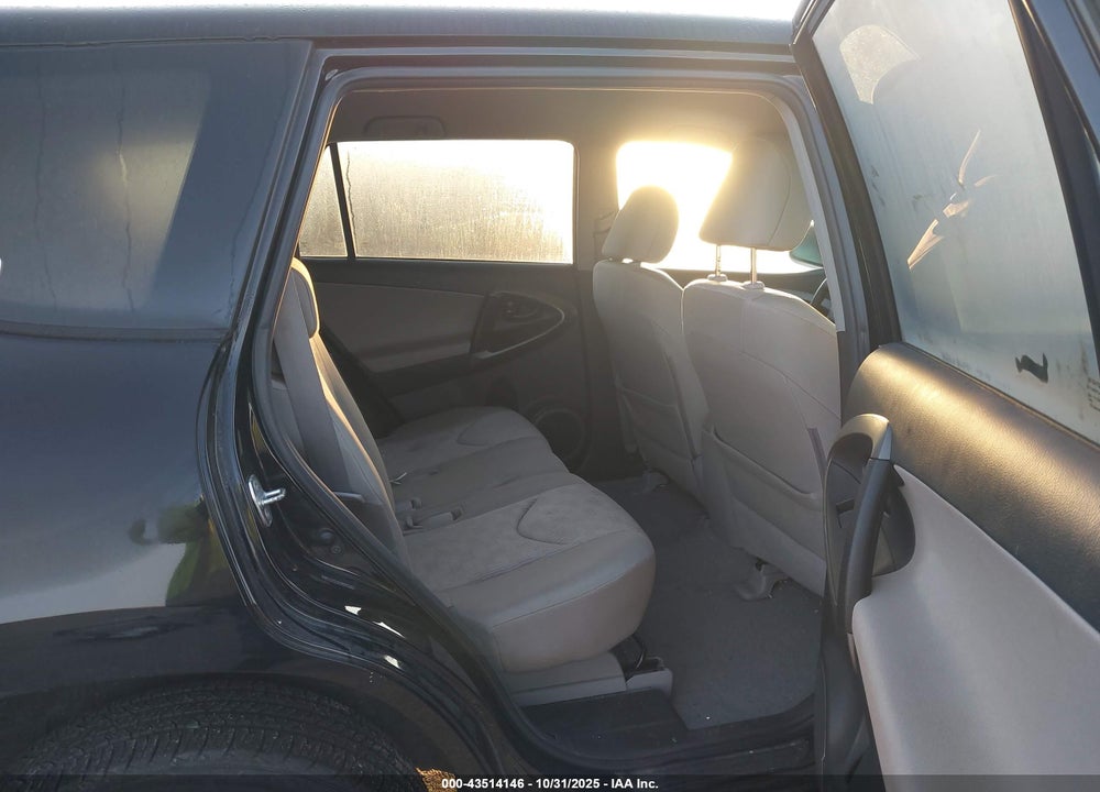 2011 TOYOTA RAV4 VIN: 2T3ZF4DV9BW076351