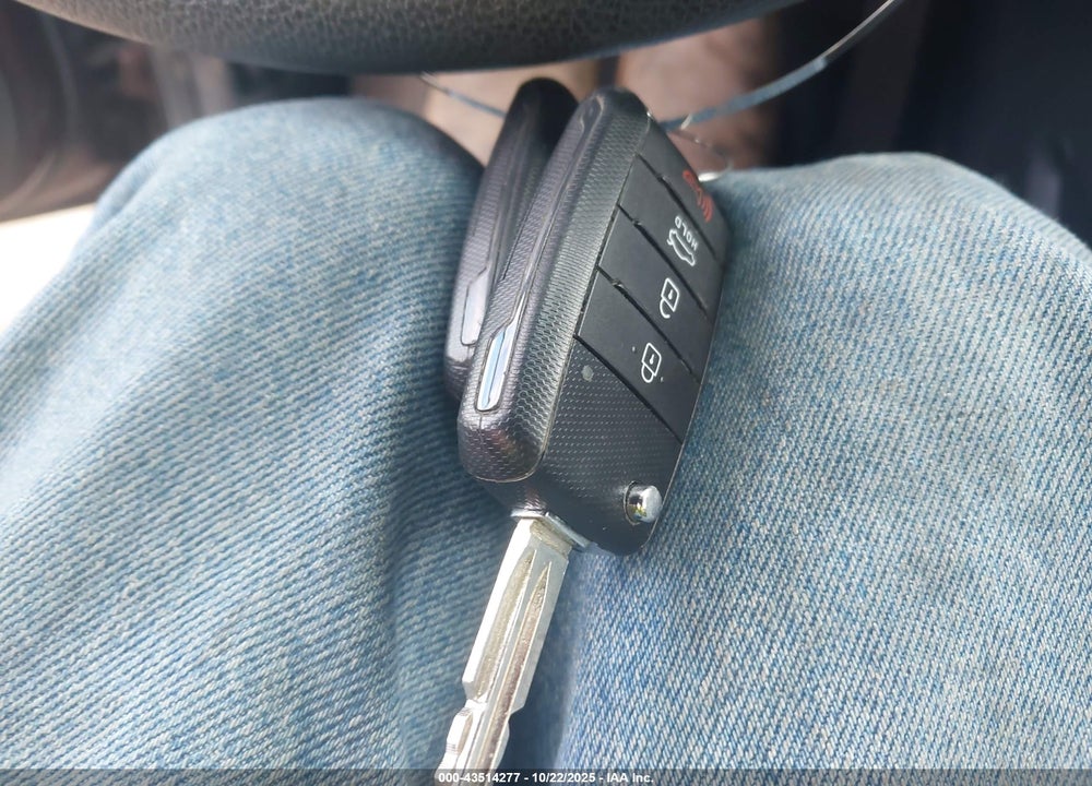 2017 KIA FORTE LX VIN: 3KPFK4A73HE076371