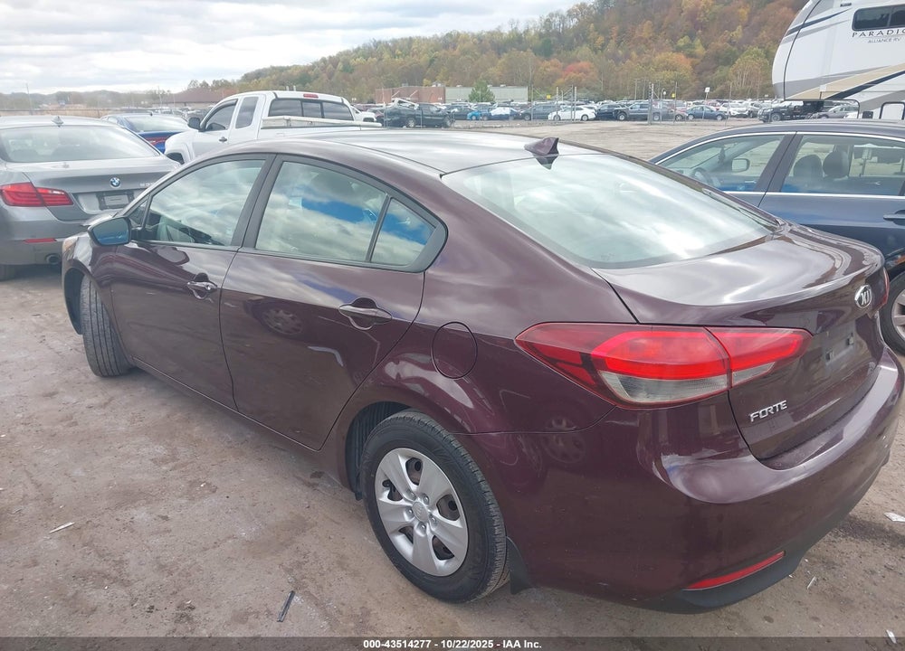 2017 KIA FORTE LX VIN: 3KPFK4A73HE076371