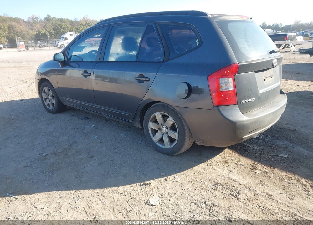 2008 KIA RONDO VIN: KNAFG526387200049