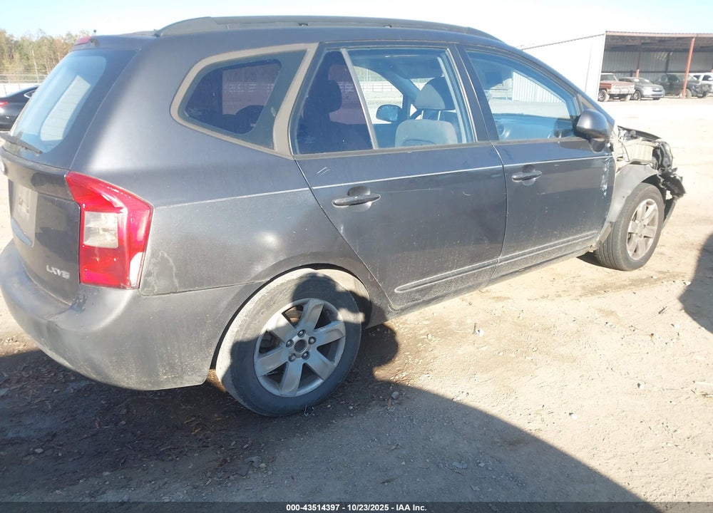 2008 KIA RONDO VIN: KNAFG526387200049