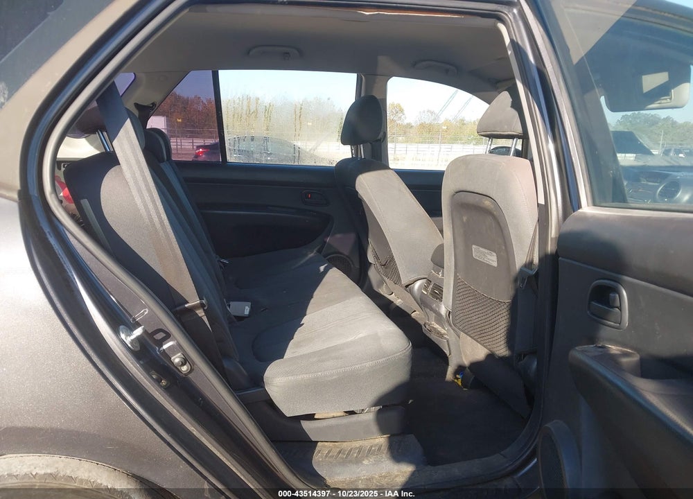 2008 KIA RONDO VIN: KNAFG526387200049
