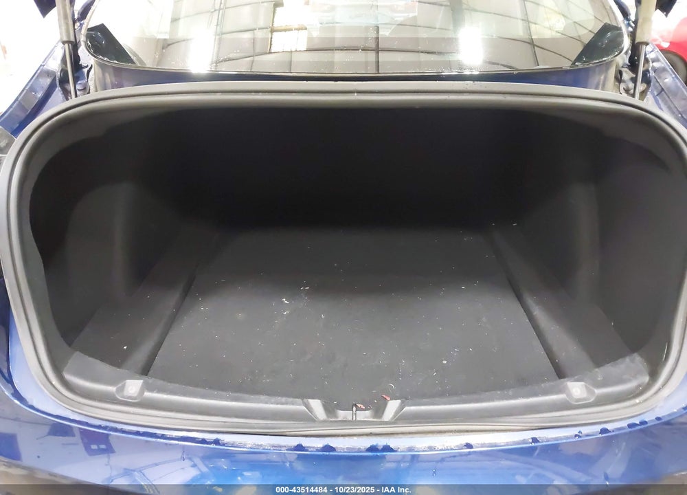 2018 TESLA MODEL 3 LONG RANGE/PERFORMANCE VIN: 5YJ3E1EB2JF090155