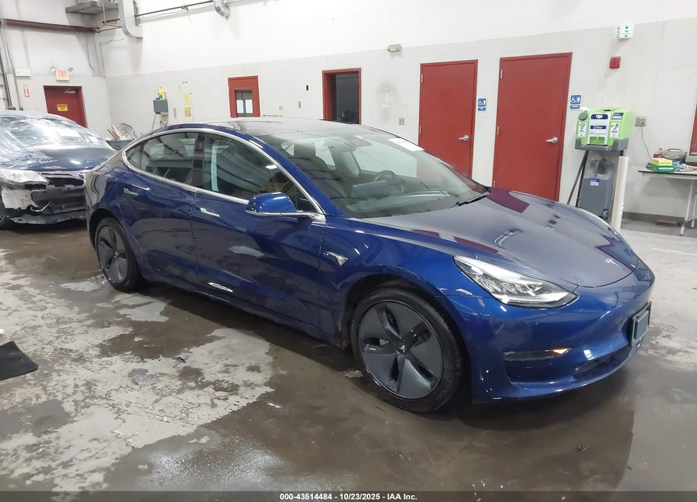 2018 TESLA MODEL 3 LONG RANGE/PERFORMANCE VIN: 5YJ3E1EB2JF090155