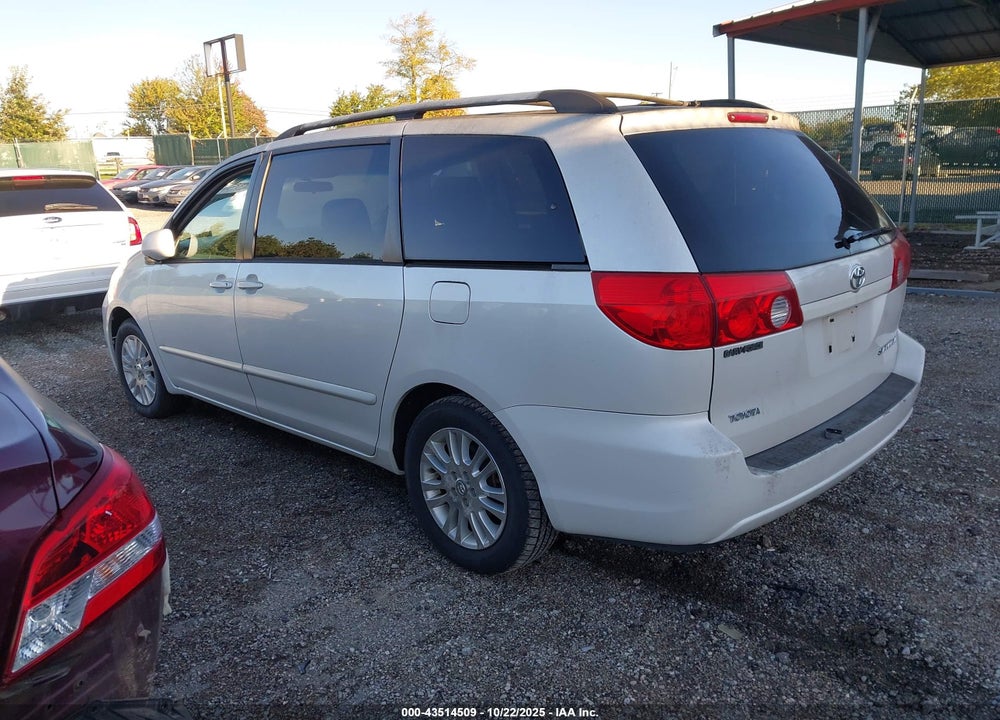 2008 TOYOTA SIENNA VIN: 5TDZK22C78S165735