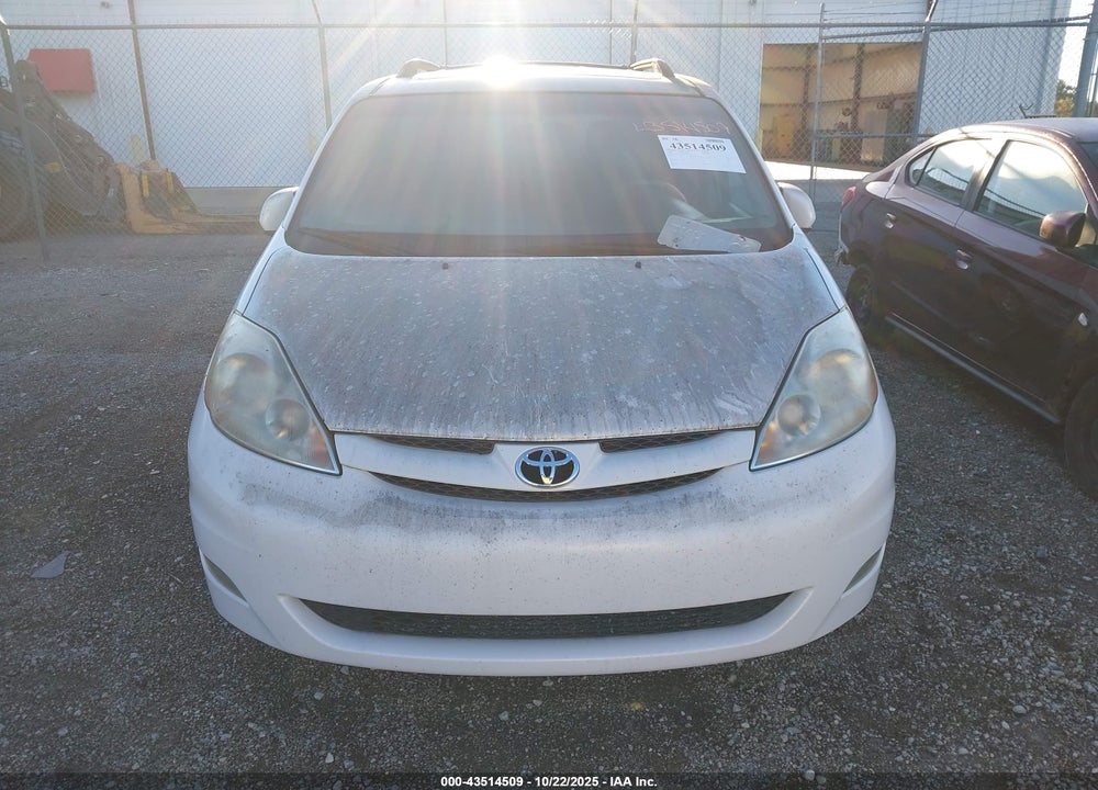 2008 TOYOTA SIENNA VIN: 5TDZK22C78S165735
