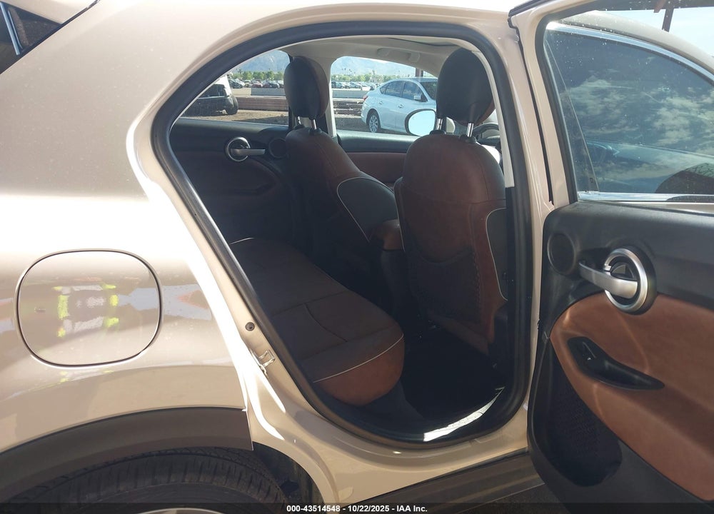 2016 FIAT 500X LOUNGE VIN: ZFBCFXDT9GP360123