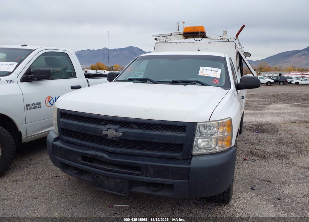 2011 CHEVROLET SILVERADO 1500 WORK TRUCK VIN: 1GCNKPE0XBZ189563