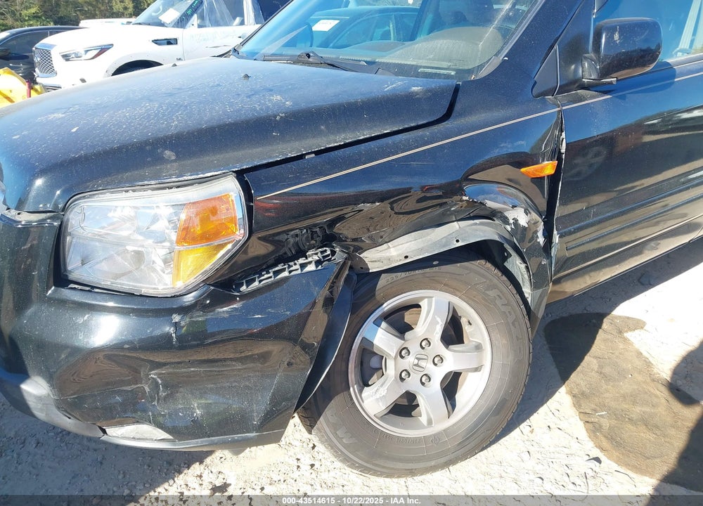 2007 HONDA PILOT EX-L VIN: 5FNYF28637B030255