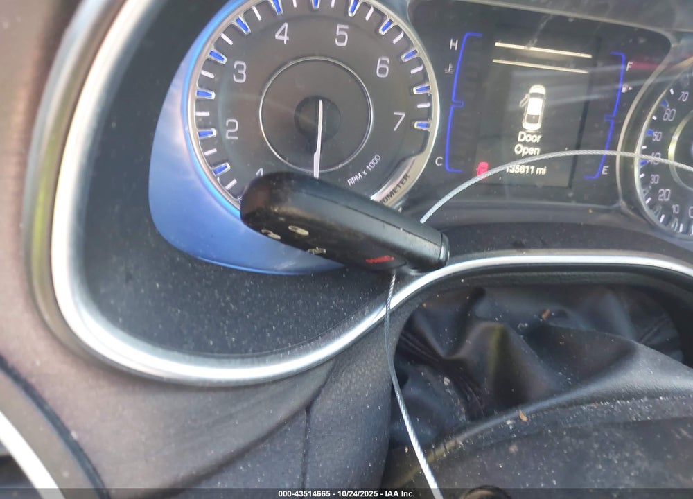 2017 CHRYSLER 200 TOURING VIN: 1C3CCCFB2HN500856