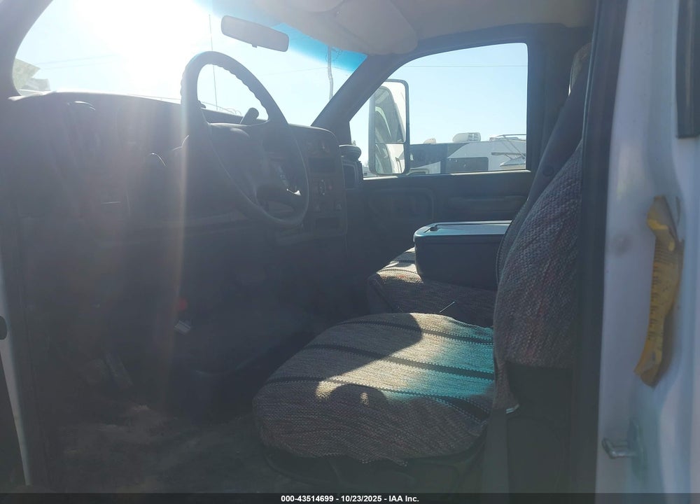 2007 GMC C5500 VIN: 1GDE5C1227F405241