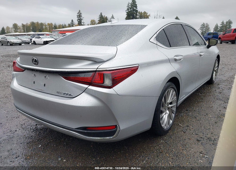 2019 LEXUS ES 300H LUXURY VIN: JTHB21B13K2027326