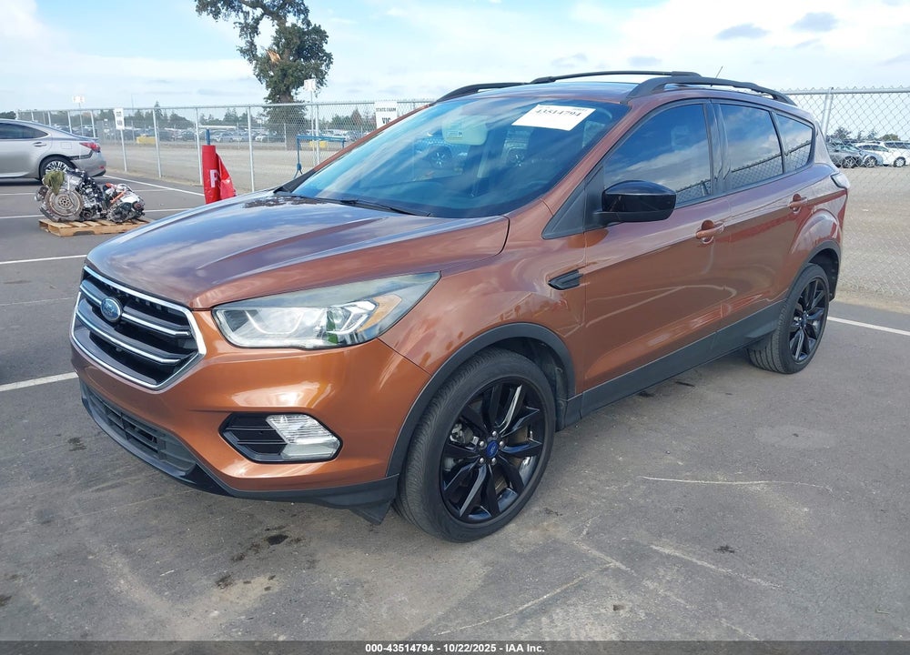 2017 FORD ESCAPE SE VIN: 1FMCU9GD3HUC27231