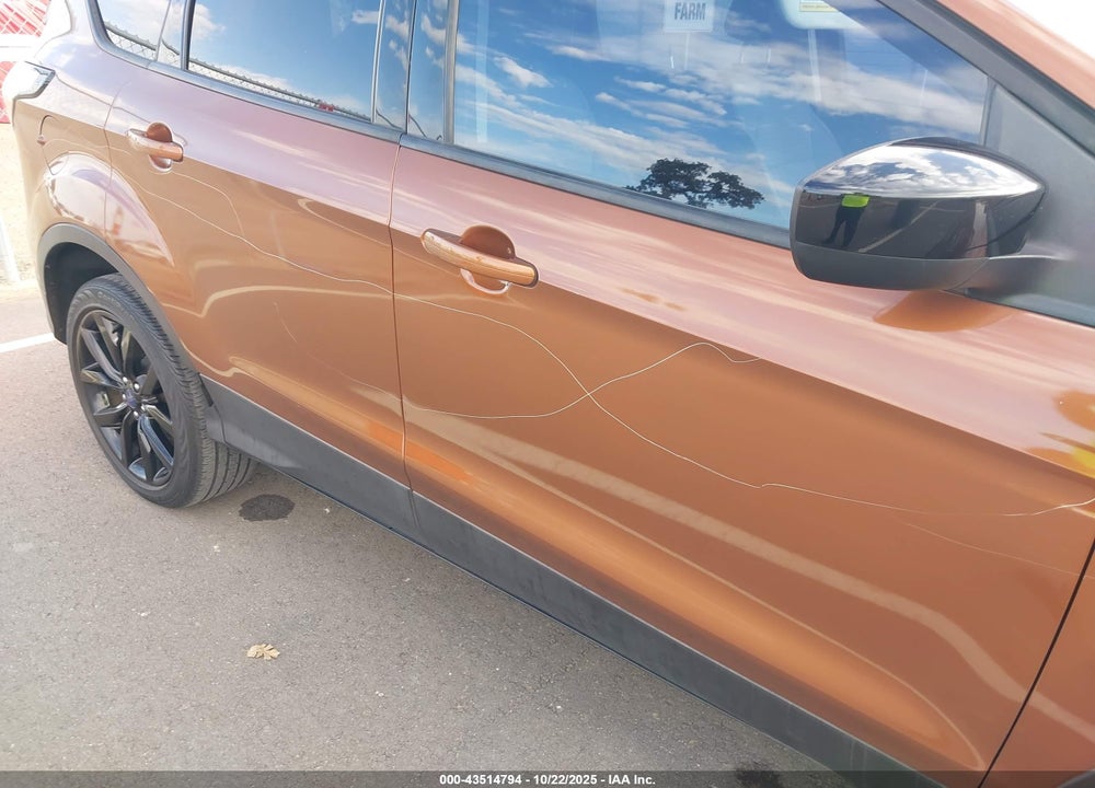2017 FORD ESCAPE SE VIN: 1FMCU9GD3HUC27231
