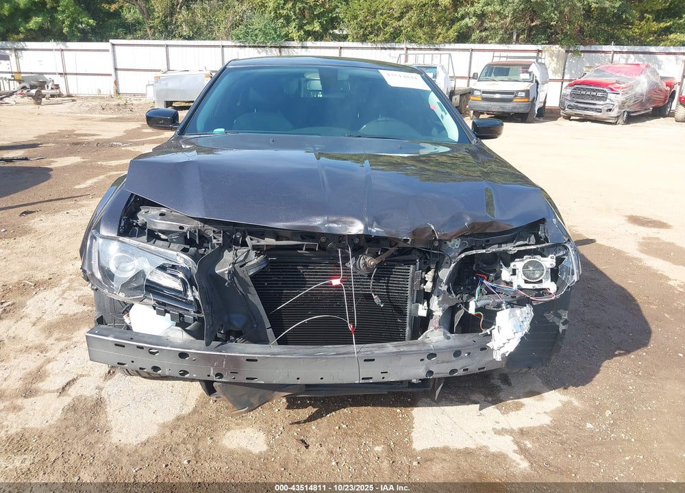 2021 CHRYSLER 300 TOURING VIN: 2C3CCAAG3MH529437