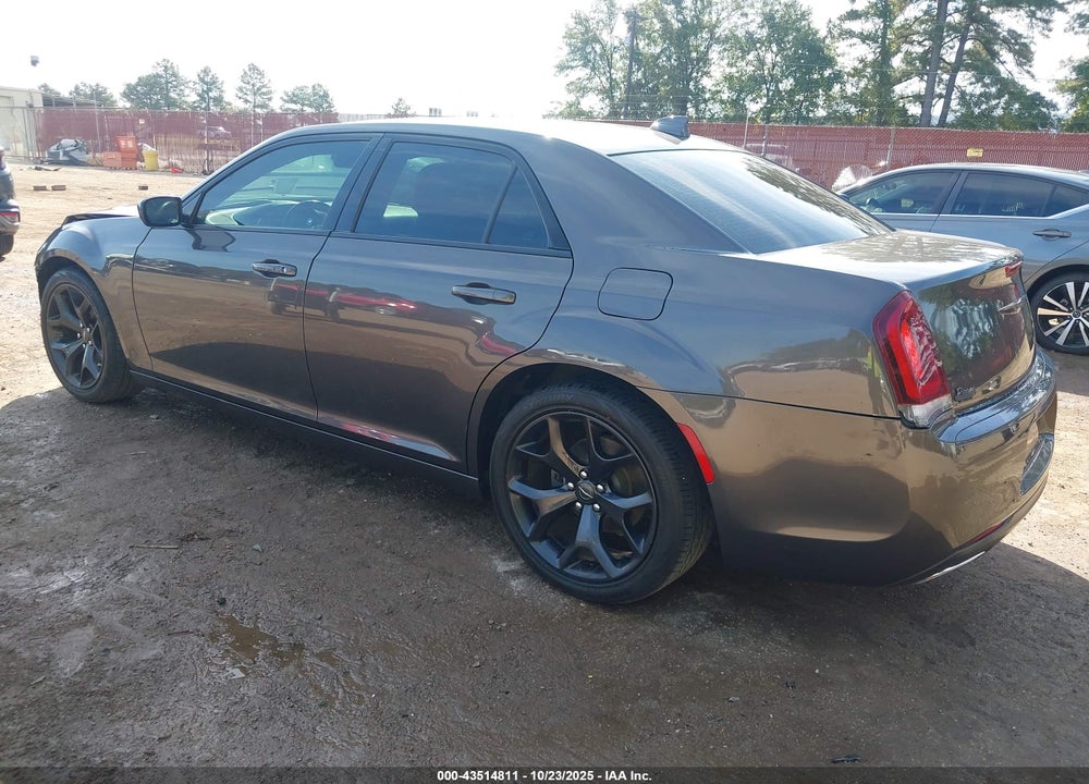 2021 CHRYSLER 300 TOURING VIN: 2C3CCAAG3MH529437