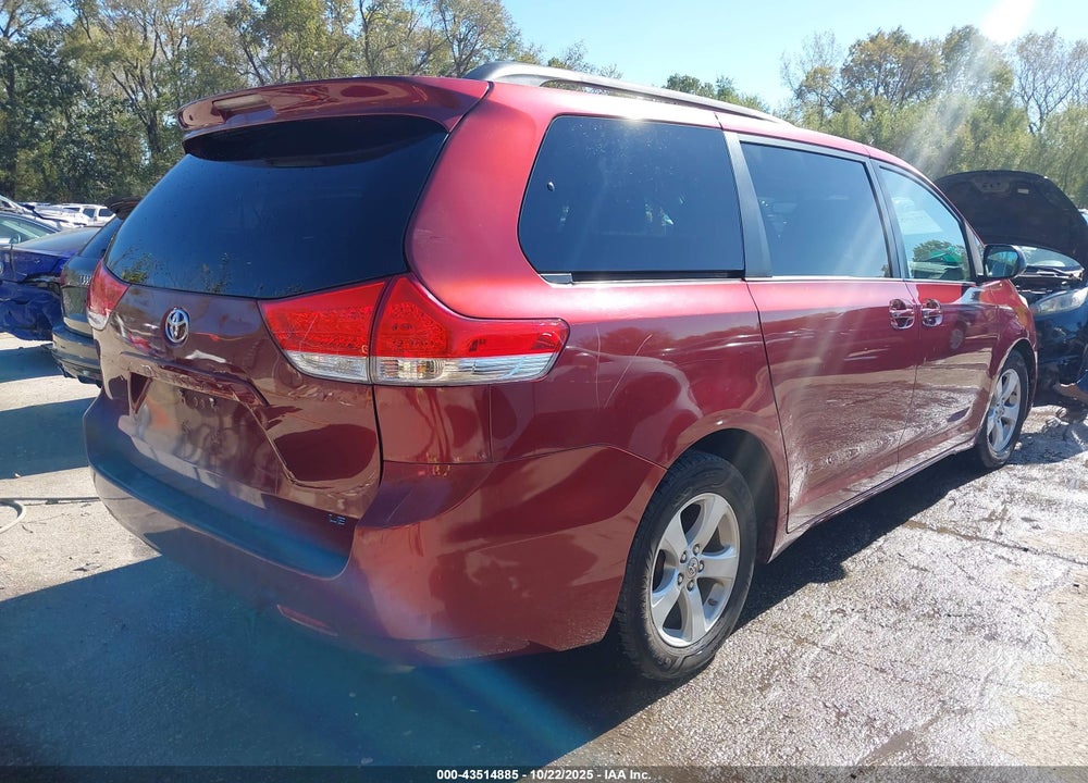 2011 TOYOTA SIENNA LE V6 VIN: 5TDKK3DC3BS080158
