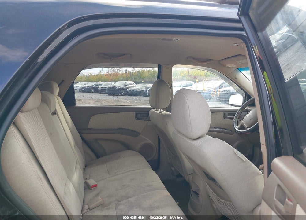 2008 KIA SPORTAGE VIN: KNDJF724287501602