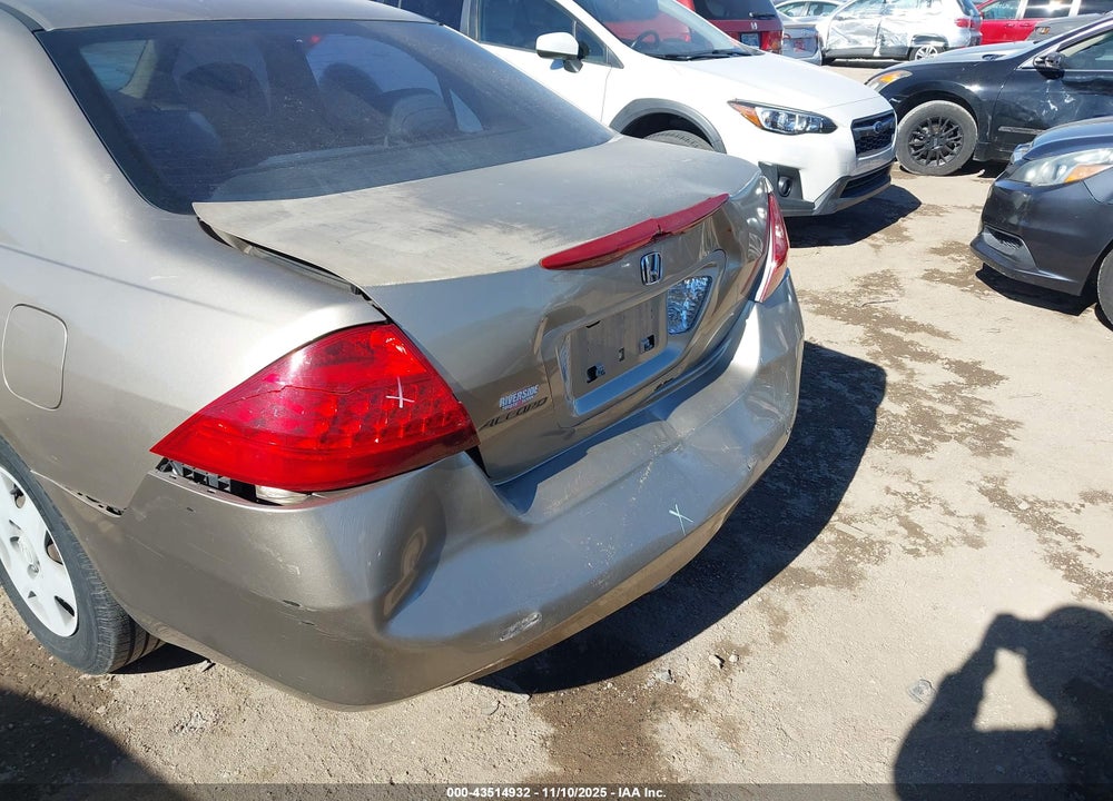 2006 HONDA ACCORD 2.4 LX VIN: JHMCM564X6C000425