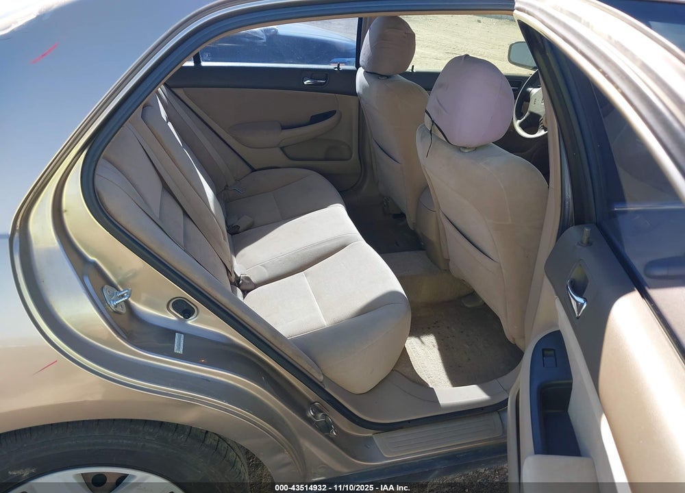 2006 HONDA ACCORD 2.4 LX VIN: JHMCM564X6C000425