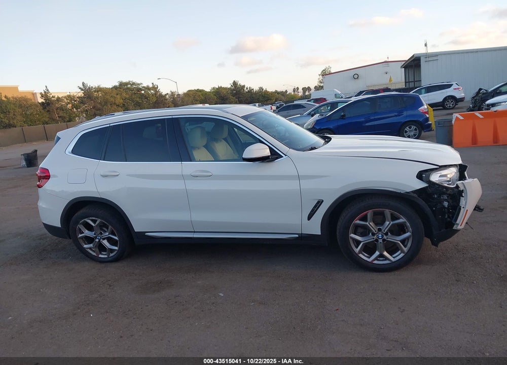 2021 BMW X3 VIN: 5UXTY5C00M9G46673