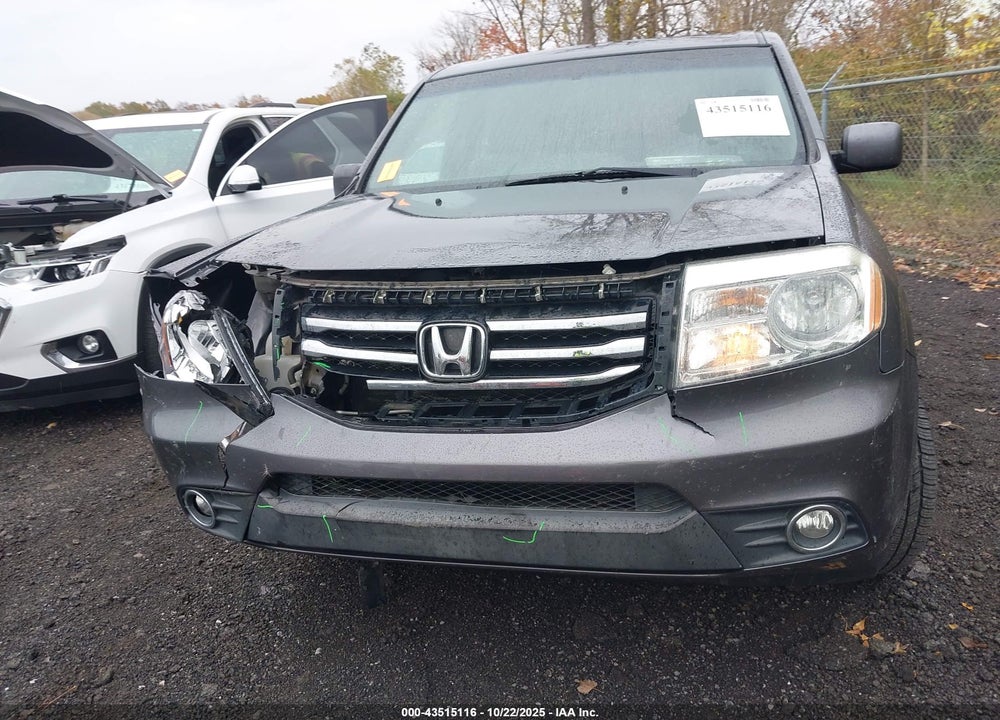 2015 HONDA PILOT VIN: 5FNYF4H38FB019252