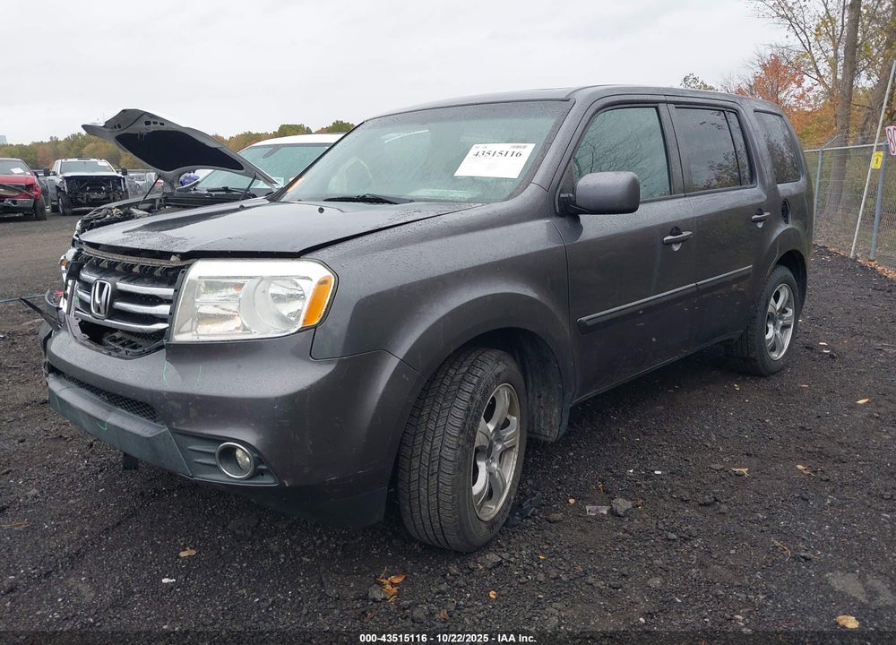 2015 HONDA PILOT VIN: 5FNYF4H38FB019252