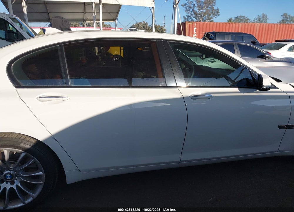 2014 BMW ALPINA B7 VIN: WBAYE8C51ED135298