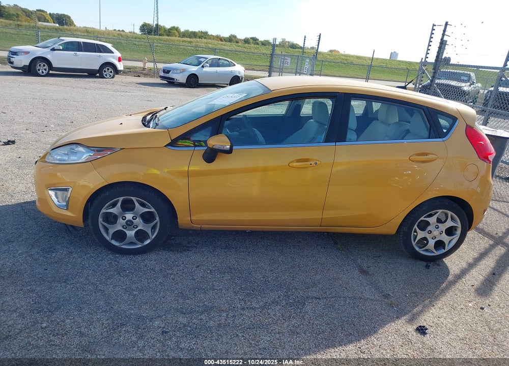 2011 FORD FIESTA SES VIN: 3FADP4FJ5BM100914