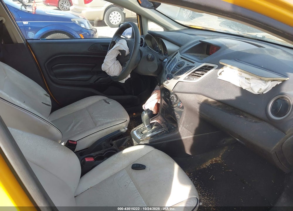 2011 FORD FIESTA SES VIN: 3FADP4FJ5BM100914