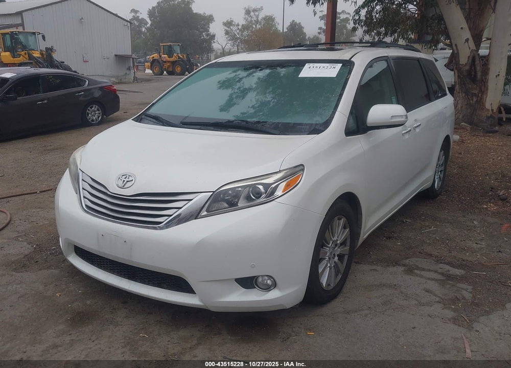 2017 TOYOTA SIENNA LIMITED PREMIUM 7 PASSENGER VIN: 5TDYZ3DC8HS844648