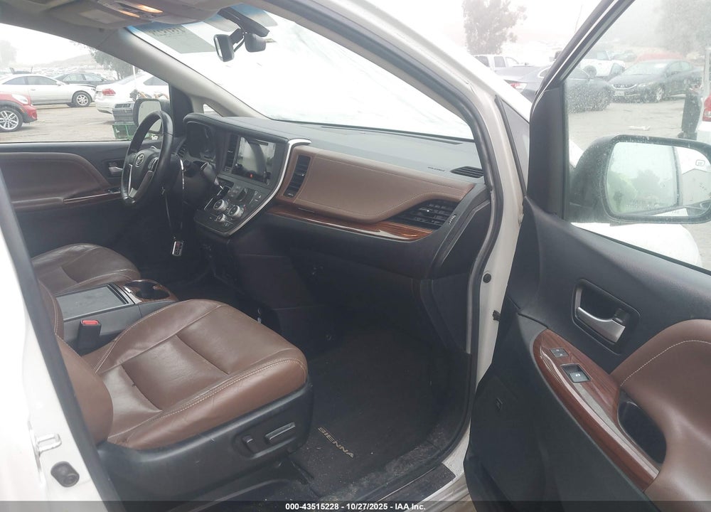 2017 TOYOTA SIENNA LIMITED PREMIUM 7 PASSENGER VIN: 5TDYZ3DC8HS844648