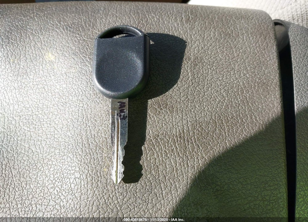 2005 FORD MUSTANG GT VIN: 1ZVFT85H455166348