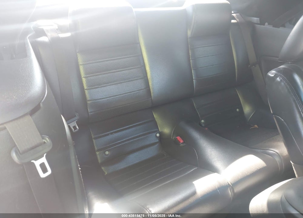 2005 FORD MUSTANG GT VIN: 1ZVFT85H455166348