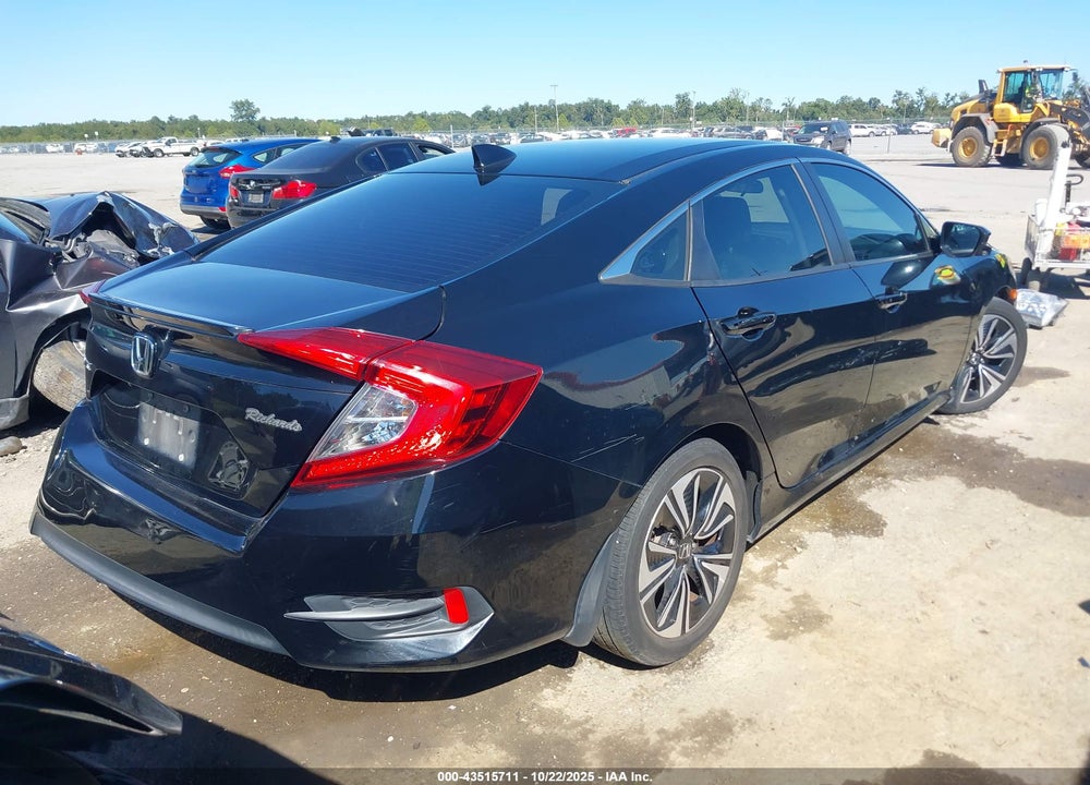 2017 HONDA CIVIC VIN: 19XFC1F38HE016586