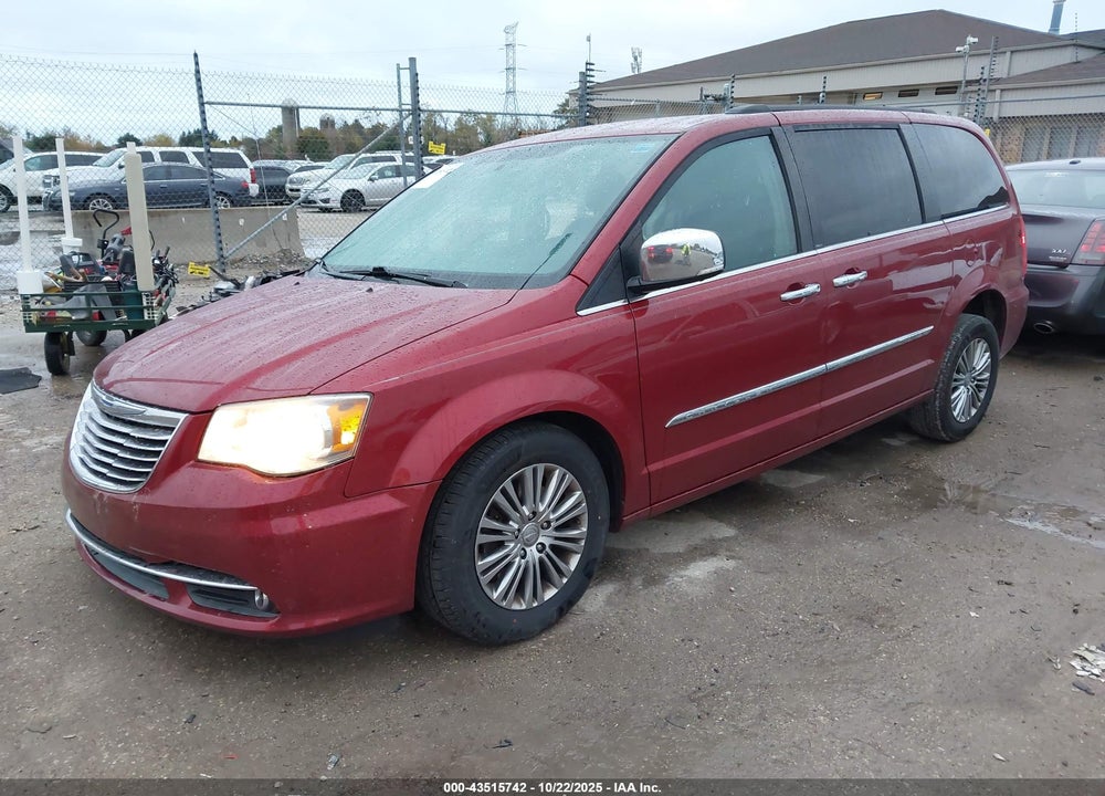 2014 CHRYSLER TOWN & COUNTRY VIN: 2C4RC1CG2ER273287