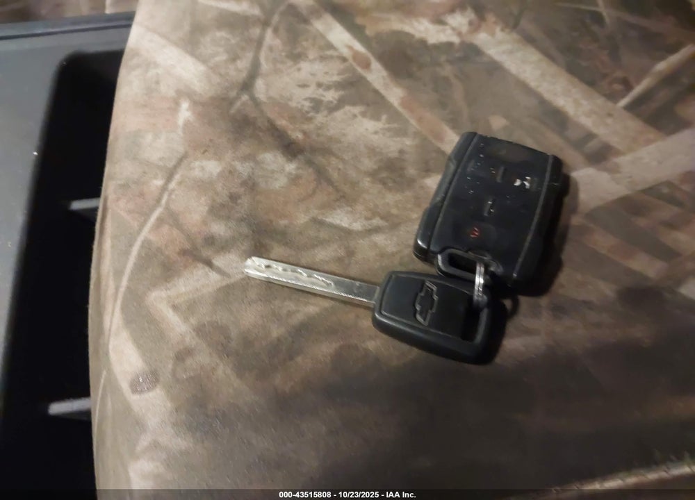 2014 CHEVROLET SILVERADO 1500 VIN: 1GCVKREHXEZ131510