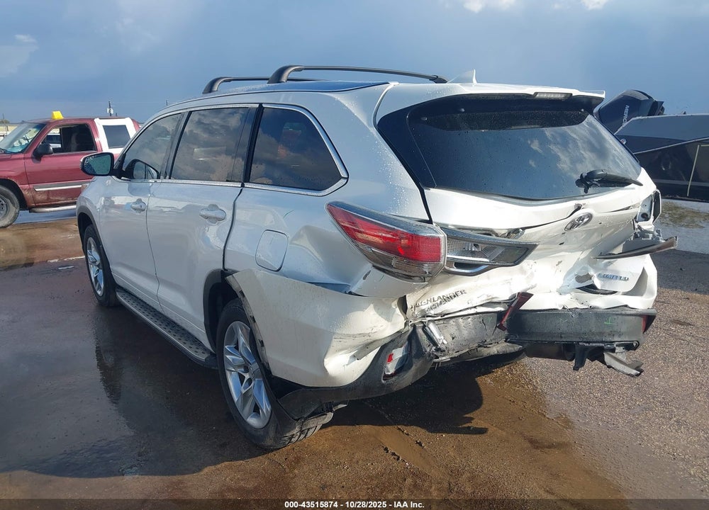 2015 TOYOTA HIGHLANDER LIMITED PLATINUM V6 VIN: 5TDYKRFH7FS111360