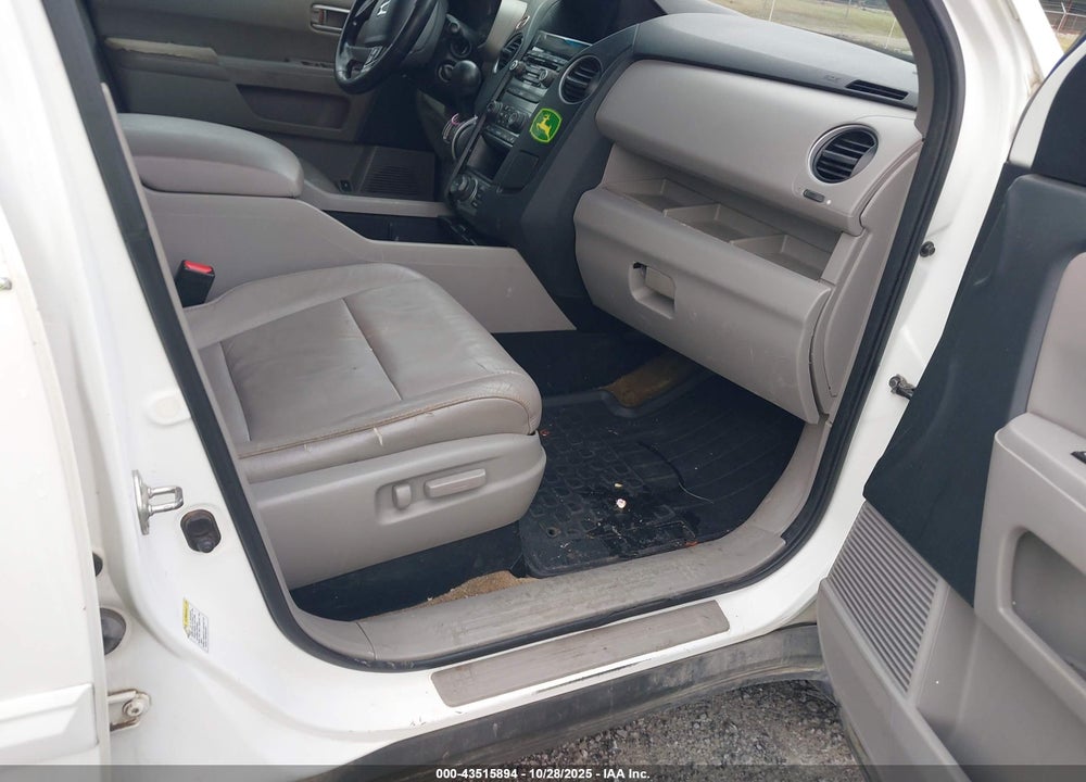 2013 HONDA PILOT EX-L VIN: 5FNYF3H70DB045208