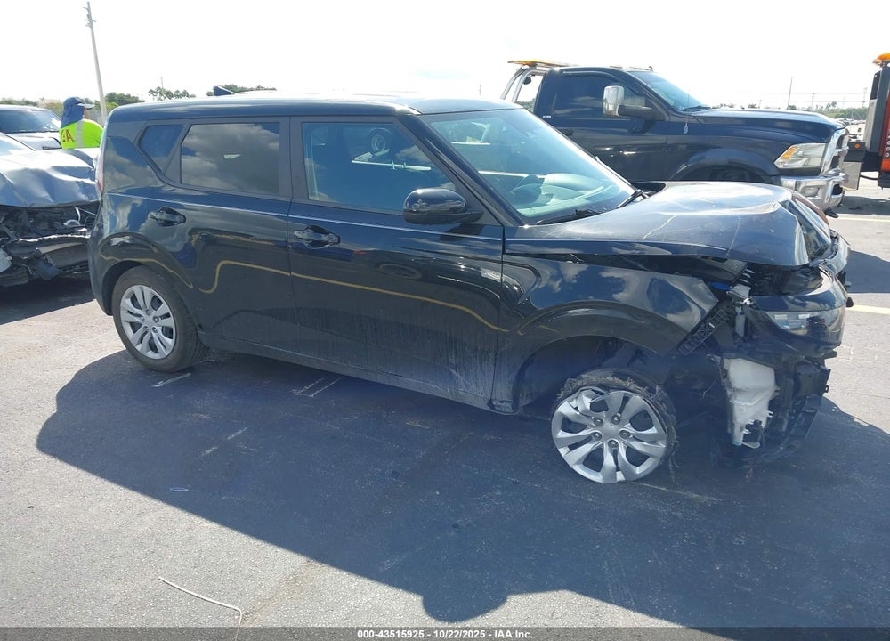 2023 KIA SOUL LX VIN: KNDJ23AU0P7874903
