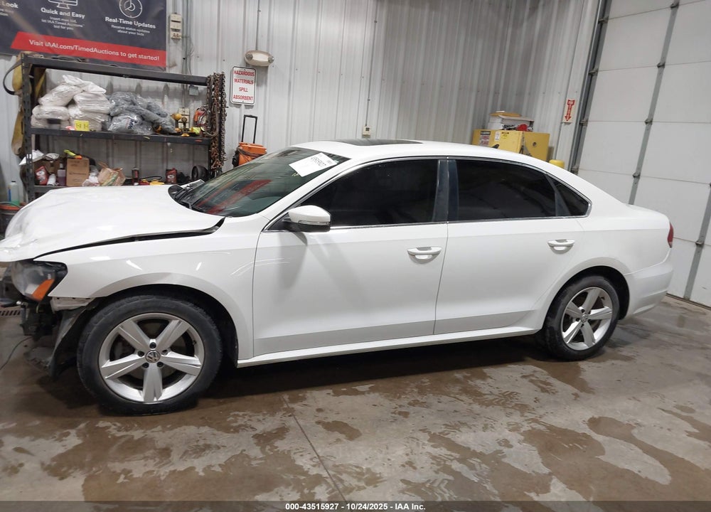 2013 VOLKSWAGEN PASSAT 2.5L SE VIN: 1VWBP7A35DC074845