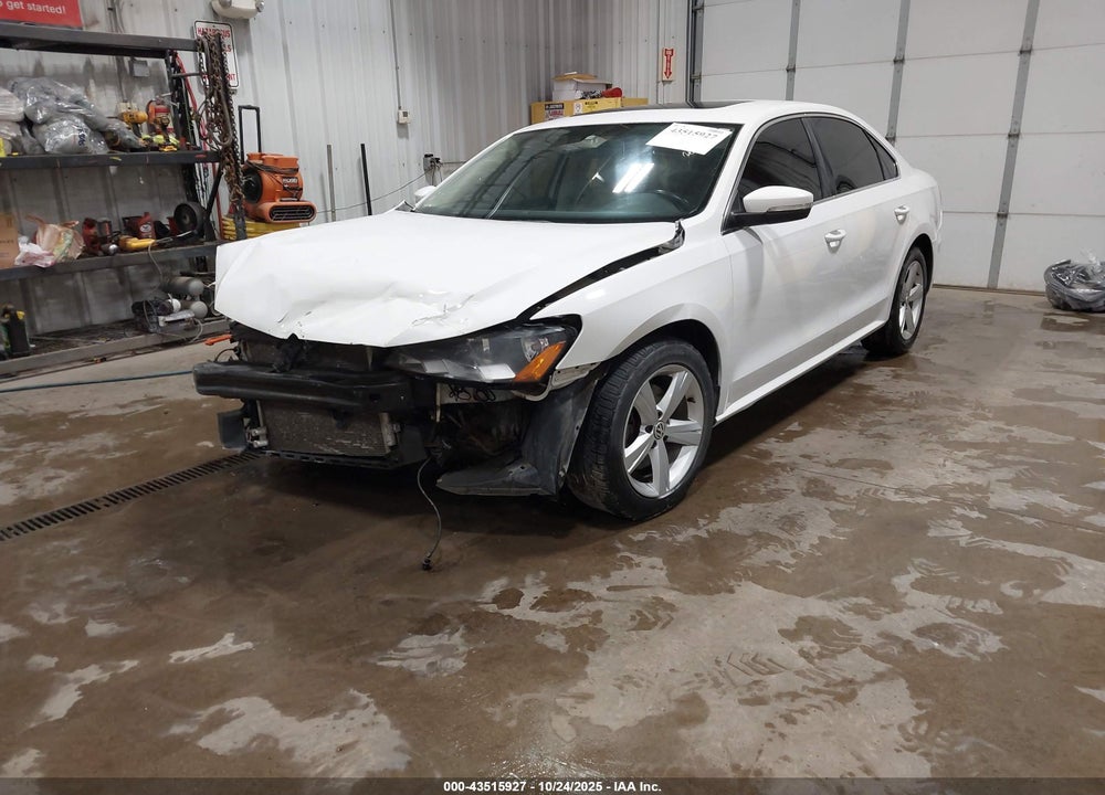 2013 VOLKSWAGEN PASSAT 2.5L SE VIN: 1VWBP7A35DC074845