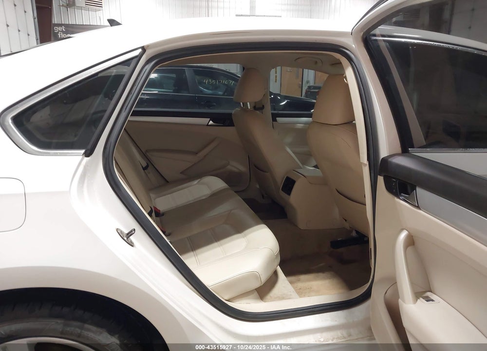 2013 VOLKSWAGEN PASSAT 2.5L SE VIN: 1VWBP7A35DC074845