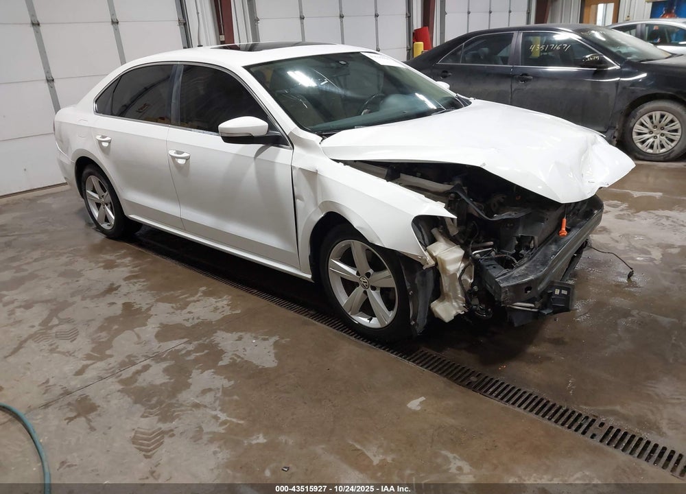 2013 VOLKSWAGEN PASSAT 2.5L SE VIN: 1VWBP7A35DC074845