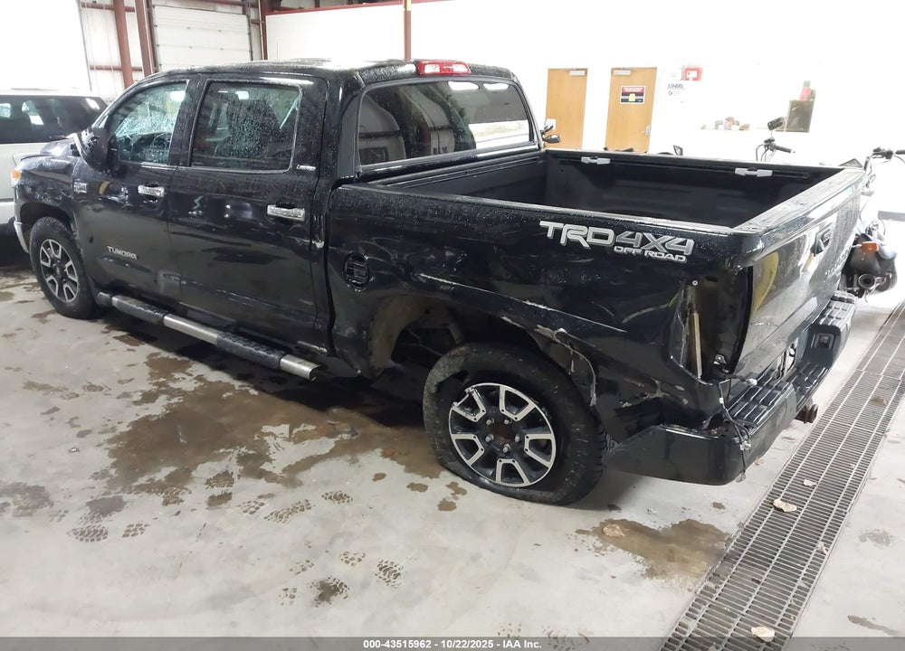 2016 TOYOTA TUNDRA LIMITED 5.7L V8 VIN: 5TFHW5F11GX517419