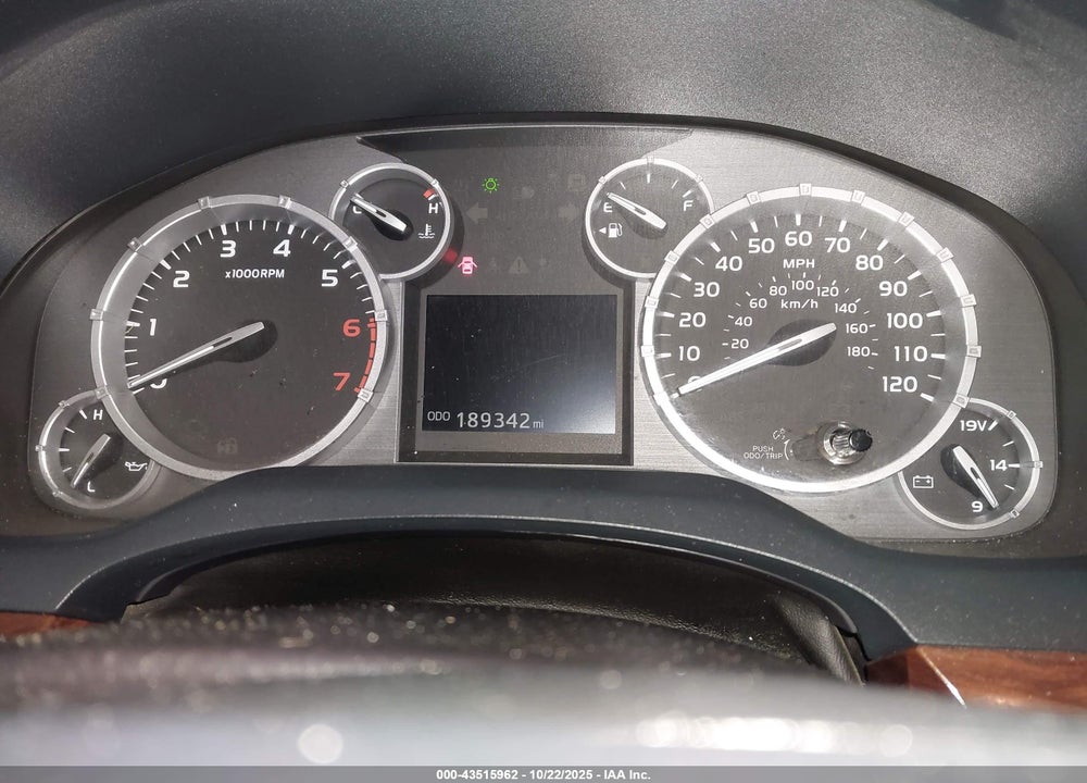 2016 TOYOTA TUNDRA LIMITED 5.7L V8 VIN: 5TFHW5F11GX517419